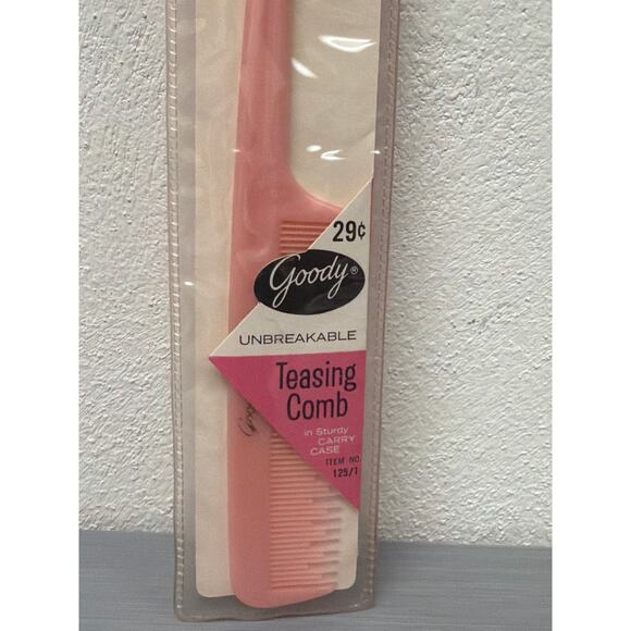Vintage Goody Unbreakable Teasing Comb Light Pink #125 Open Package - Picture 1 of 6